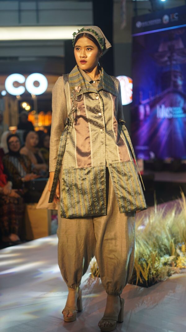 Botanical Bloom Look 6 - Gambar 5