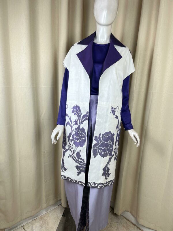 Outer Tenun Motif Bunga Masamba - Gambar 2