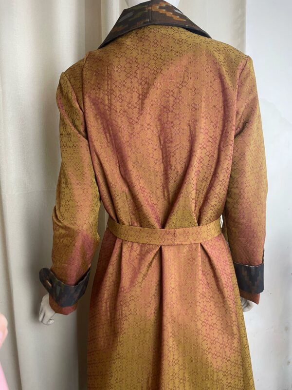 Long Coat Tenun - Gambar 6