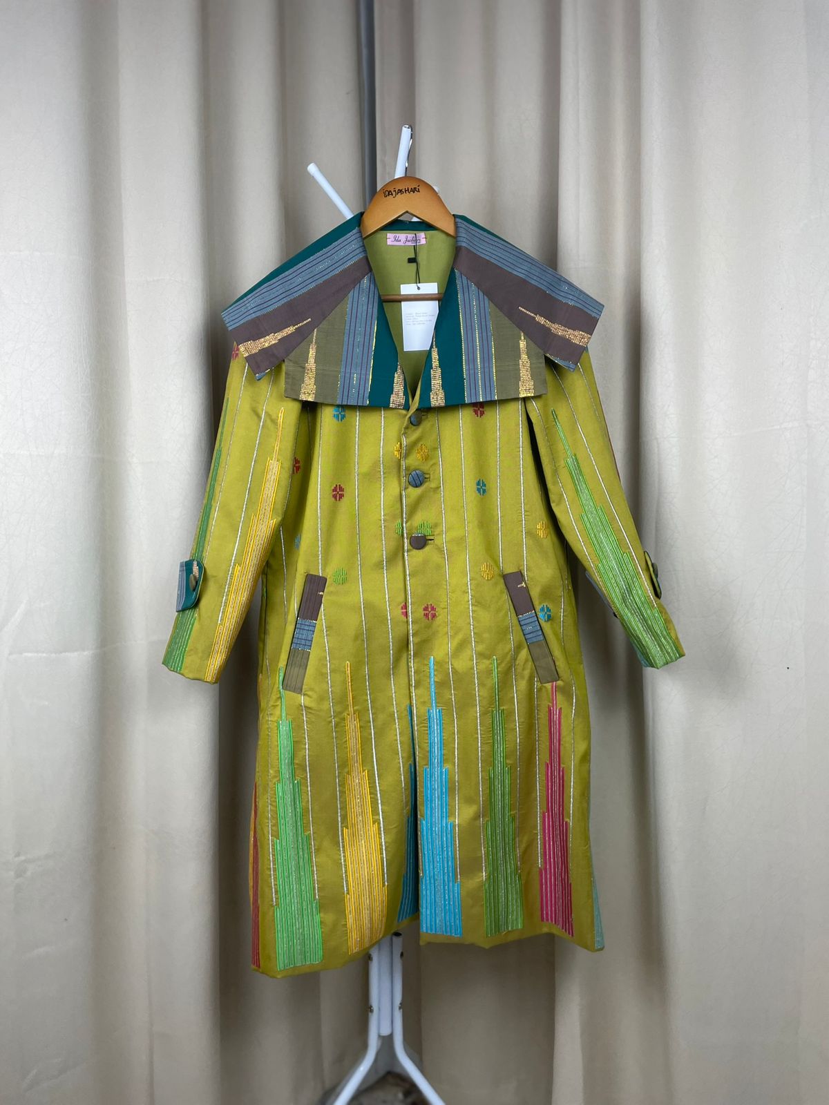 Outerwear Tenun Bordir Pucuk - Gambar 3