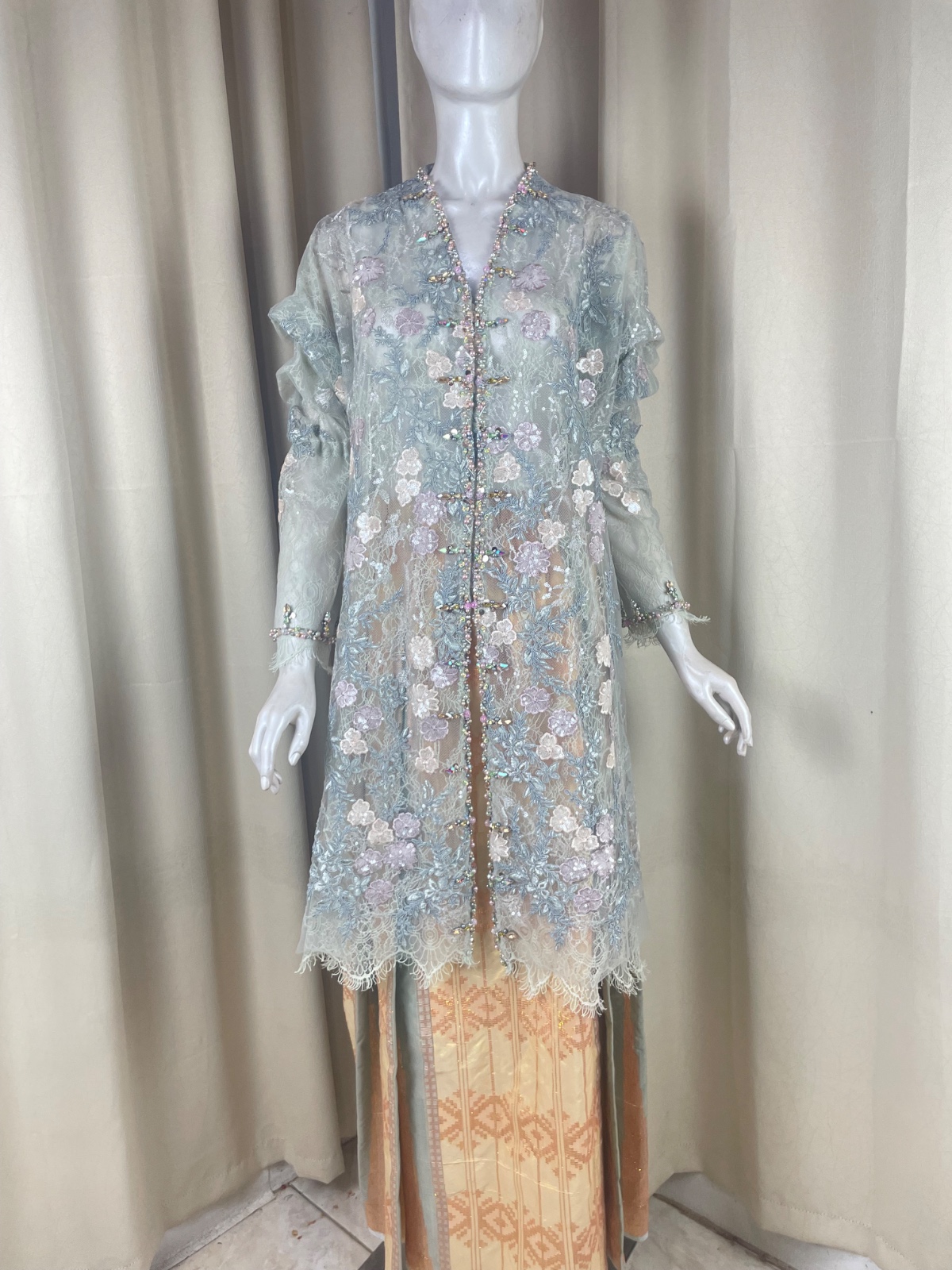 Serenity In Soft Blue - Gambar 3