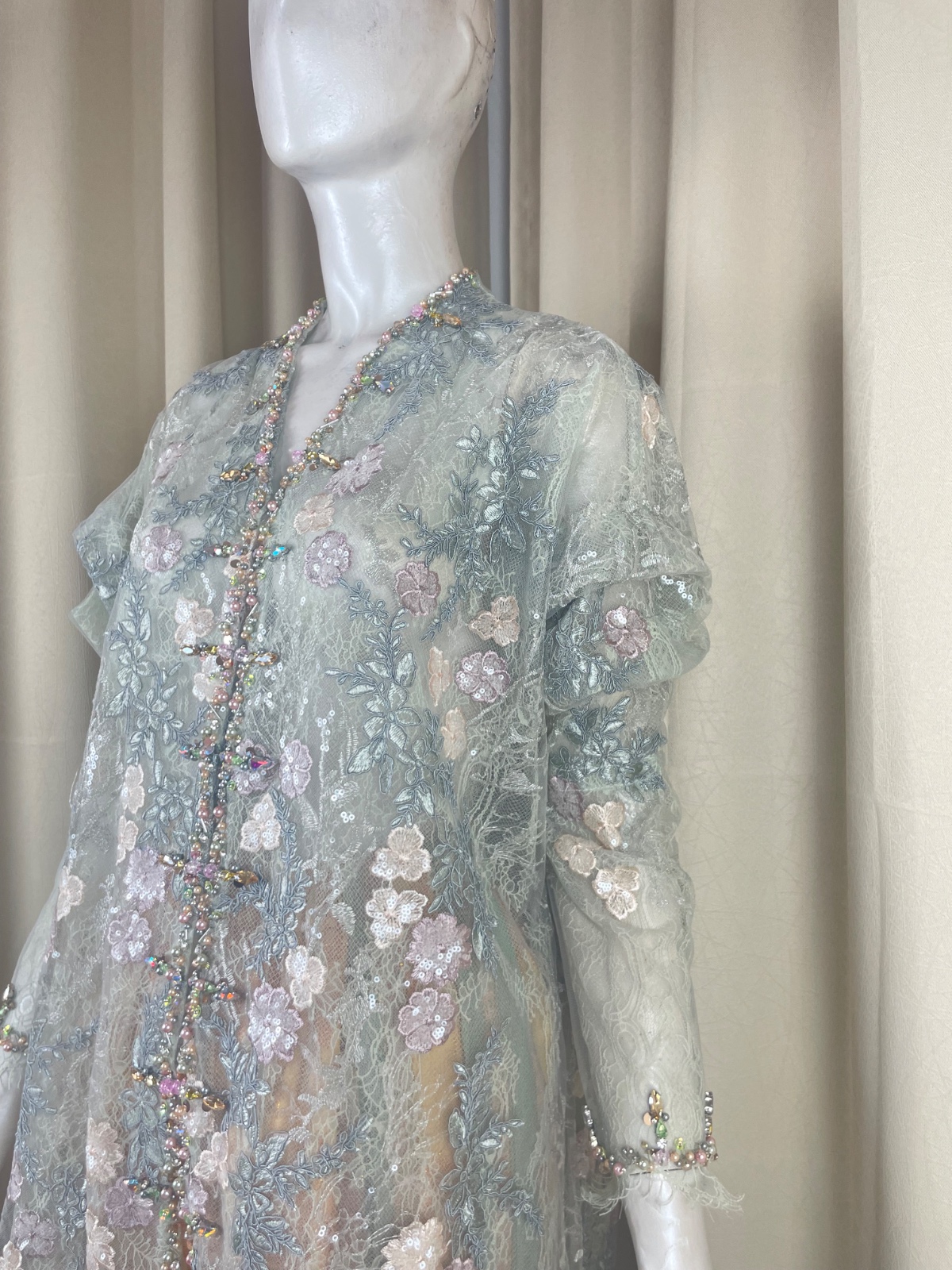 Serenity In Soft Blue - Gambar 6