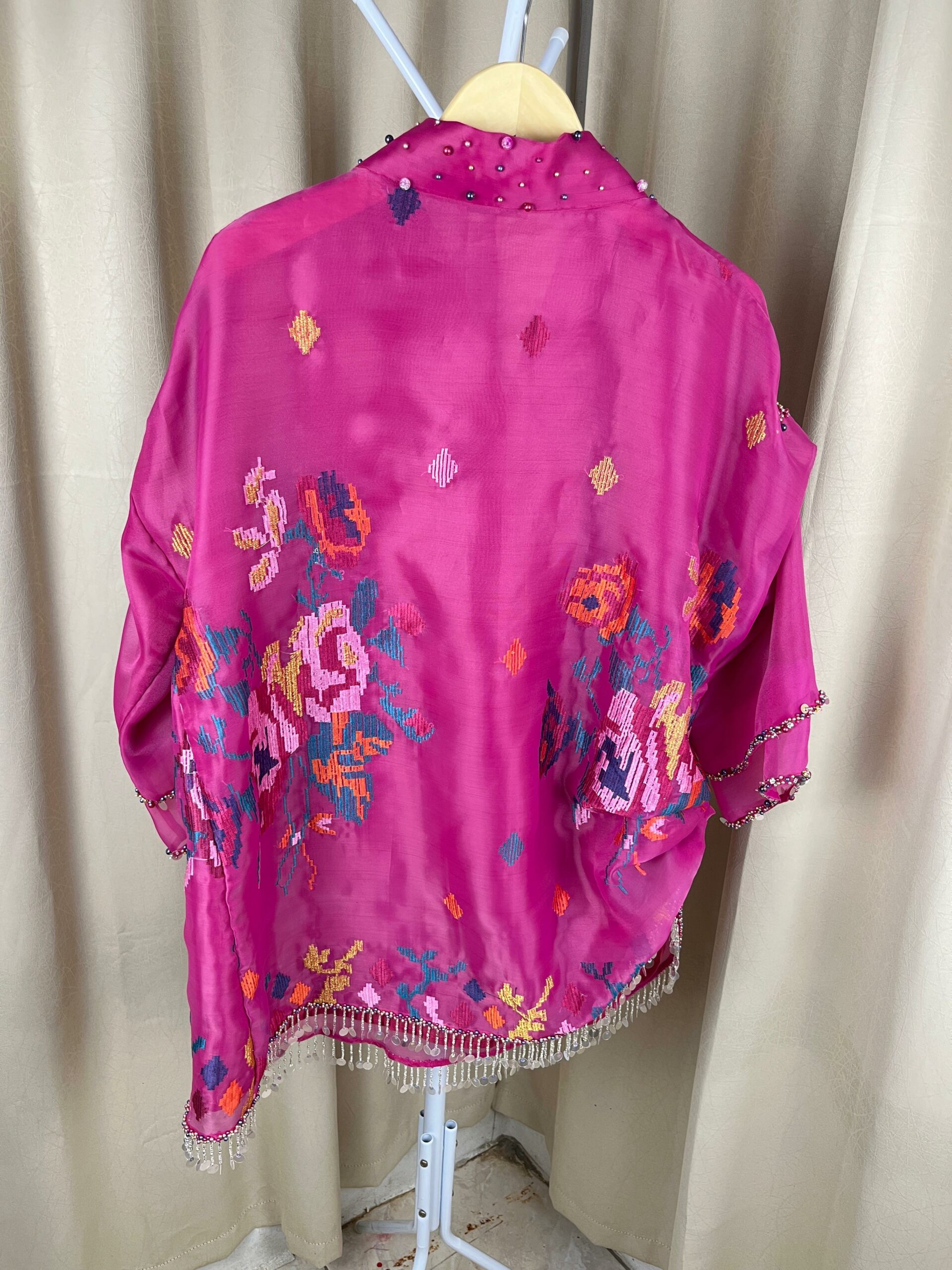 Arunika Bodo - Emerald Tosca - Gambar 9