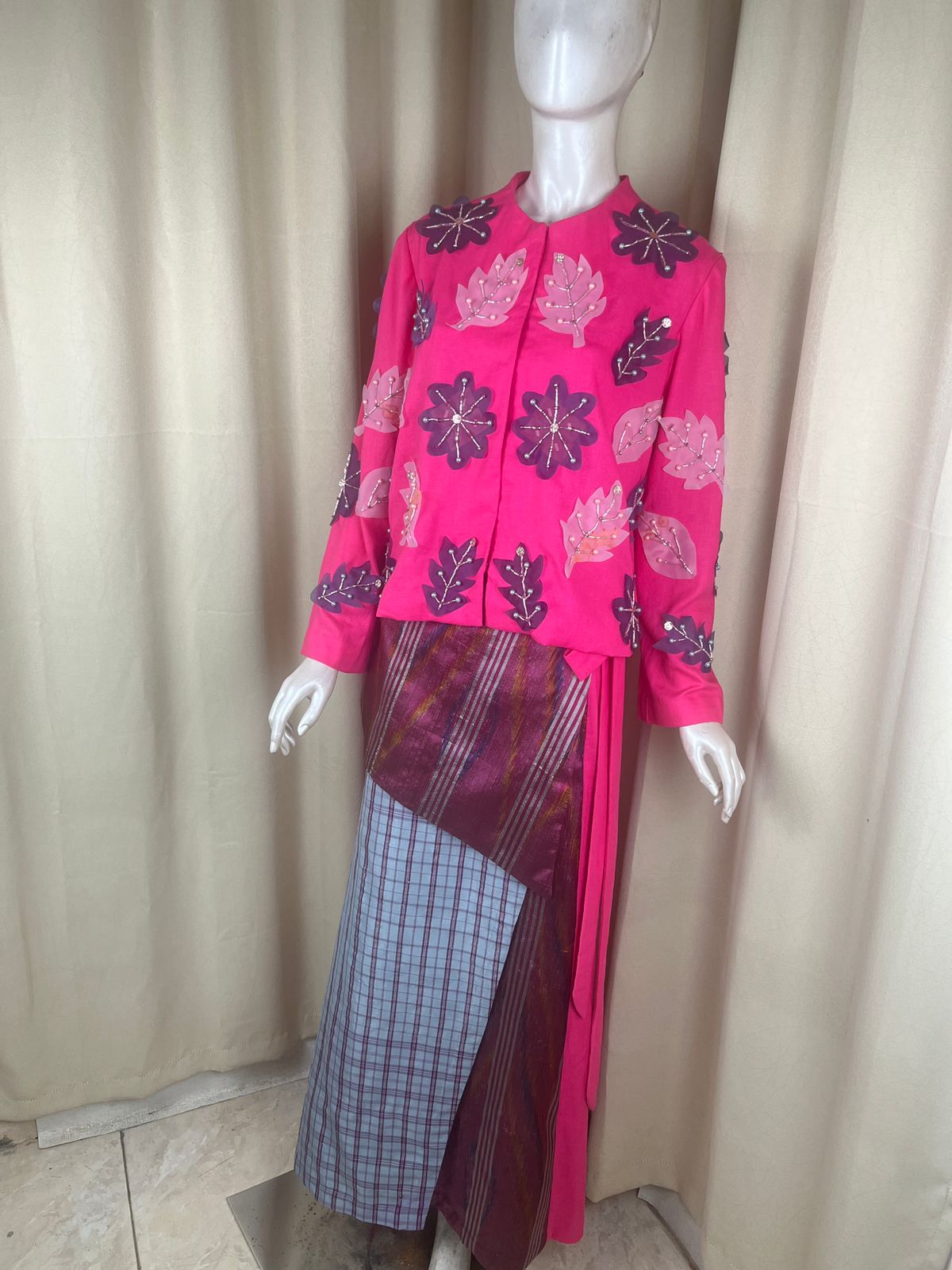 Rosie Bumi Nusantara - Gambar 4