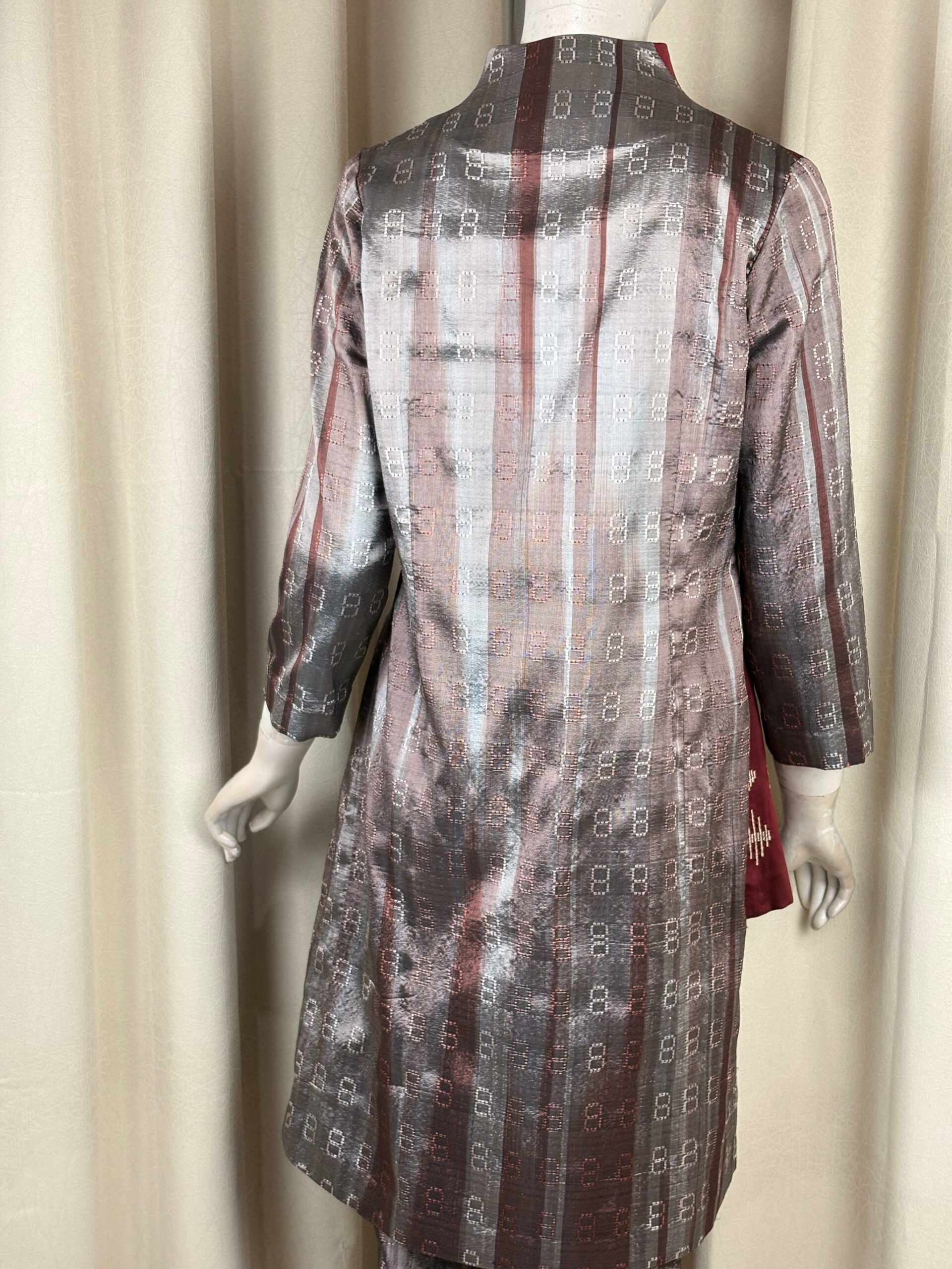 Asymmetric Crystal Lagosi Set - Gambar 7